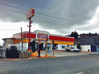 /album/tiendas-oxxo/oxxo-la-raza-jpg/